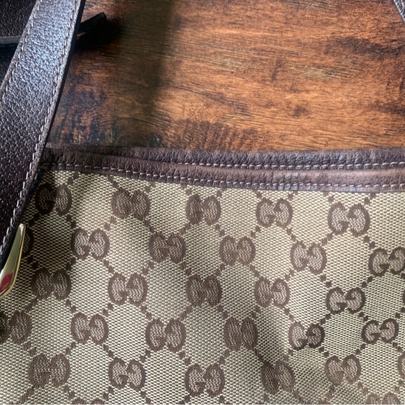 100% Authenic Gucci canvas shoulder bag with brown leather trim… preloved … - Picture 6 of 16